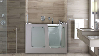 Illustration for article titled Why Should One Replace Their Old Fashioned Tubs With Safety Tubs?